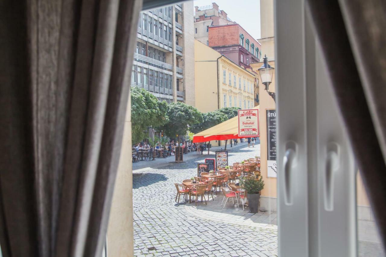 Downtown Pedestrian Zone Apartment Bratislava Exteriör bild
